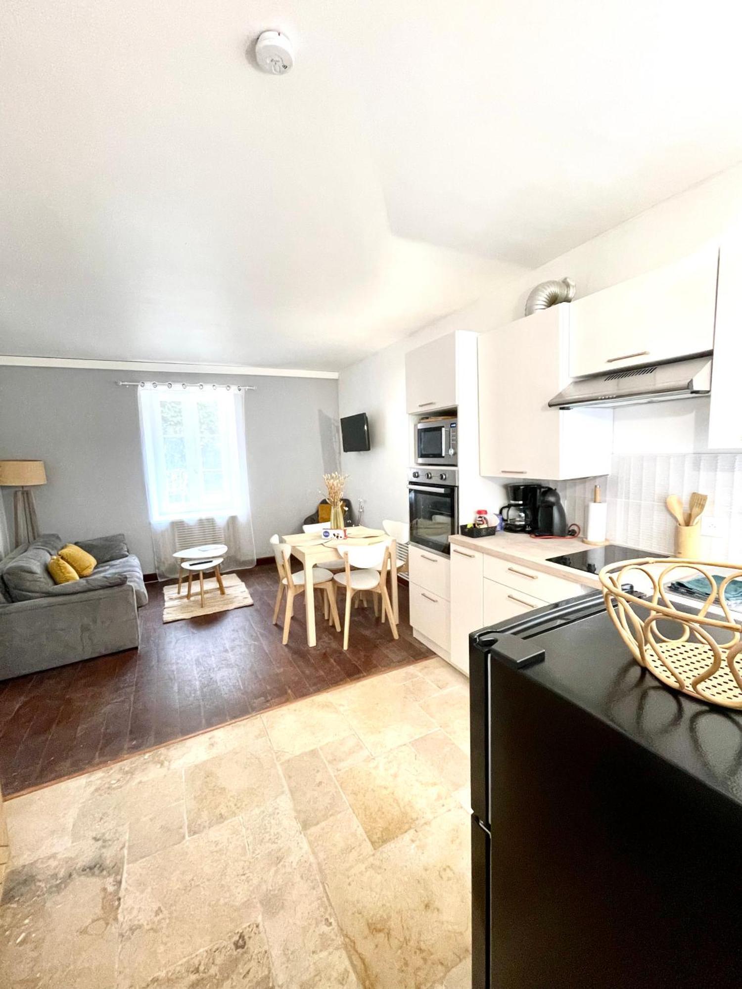 Apartamento T2 situé au cœur du centre historique de Dinan Exterior foto